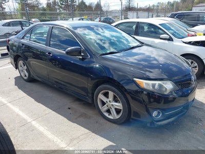TOYOTA CAMRY 2012