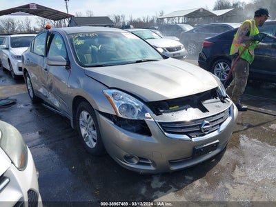 Nissan Altima 2012