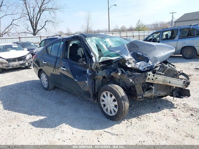Nissan Versa 2013
