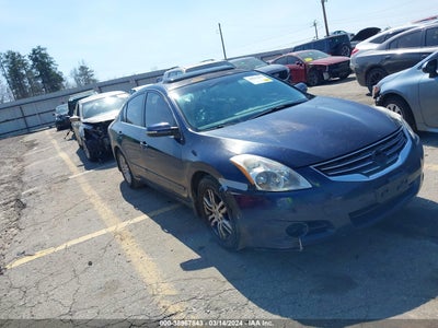 NISSAN ALTIMA 2010