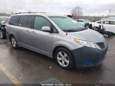 Toyota Sienna 2012