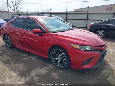 TOYOTA CAMRY 2020