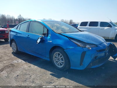 TOYOTA PRIUS 2019