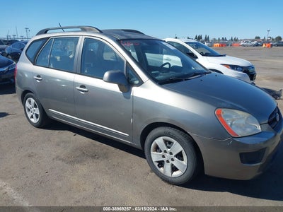 Kia Rondo 2009