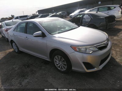 TOYOTA CAMRY 2012