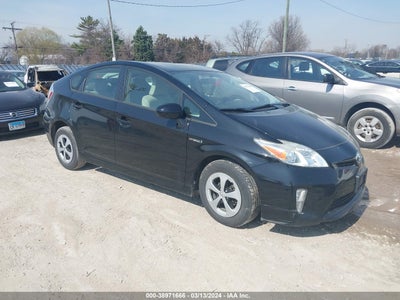 TOYOTA PRIUS 2014
