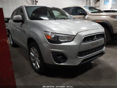Mitsubishi Outlander sport 2015