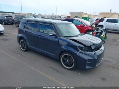 SCION XB 2011