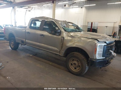 FORD F-250 2023