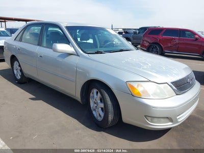 Toyota Avalon 2001