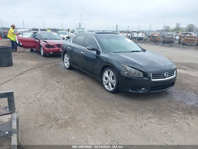Nissan Maxima 2012