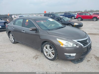 NISSAN ALTIMA 2015