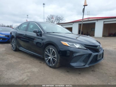 TOYOTA CAMRY 2020