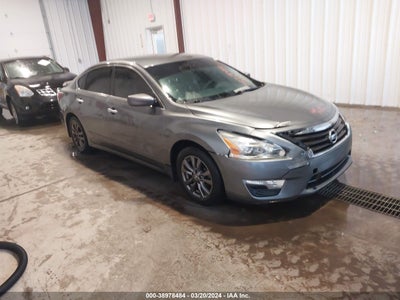 Nissan Altima 2015