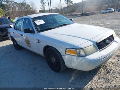 Ford Crown victoria 2011