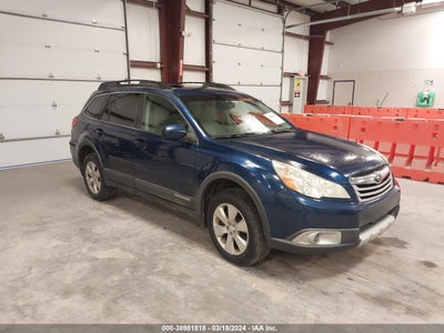 SUBARU OUTBACK 2011