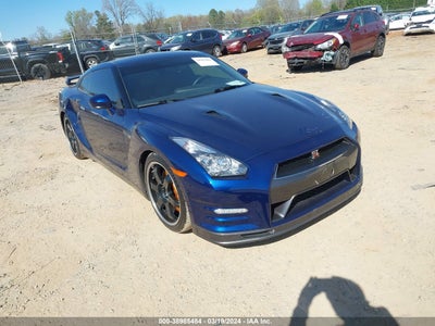 NISSAN GT-R 2014