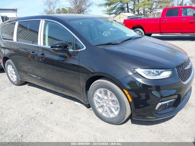 Chrysler Pacifica 2024