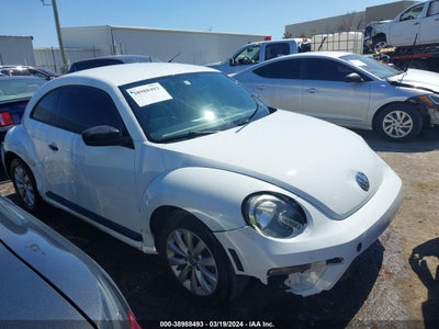 VOLKSWAGEN BEETLE 2017