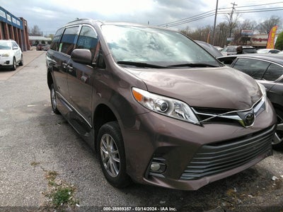 Toyota Sienna 2020