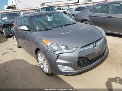 Hyundai Veloster 2013