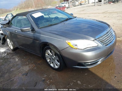 Chrysler 200 2012