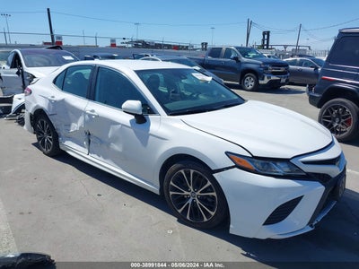 TOYOTA CAMRY 2019