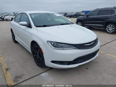 CHRYSLER 200 2015