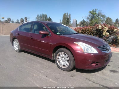 Nissan Altima 2010