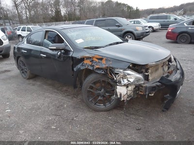 Nissan Maxima 2011