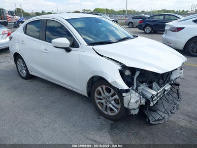 Scion Ia 2016