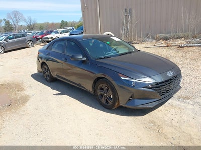 HYUNDAI ELANTRA 2022