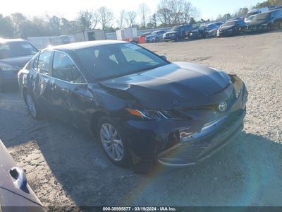 TOYOTA CAMRY 2021
