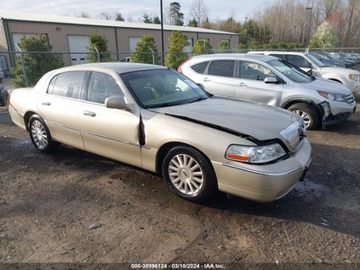 Lincoln Town car 2004
