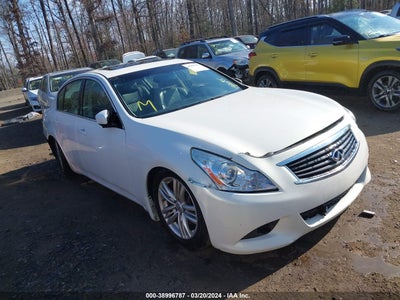 INFINITI JOURNEY 2013