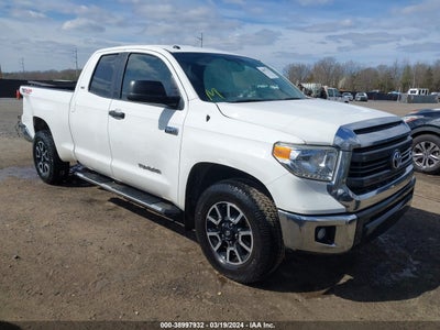 TOYOTA TUNDRA 2015