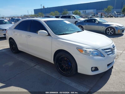 TOYOTA CAMRY 2011