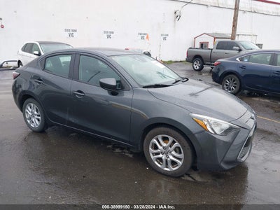 TOYOTA YARIS IA 2017
