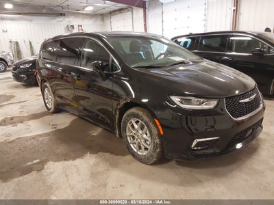 Chrysler Pacifica 2024