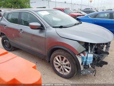 Nissan Rogue sport 2021