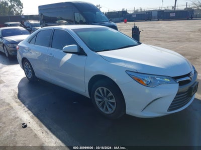 TOYOTA CAMRY 2017