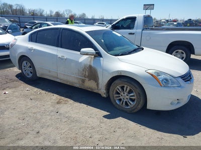 Nissan Altima 2010