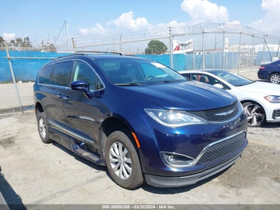 Chrysler Pacifica 2017