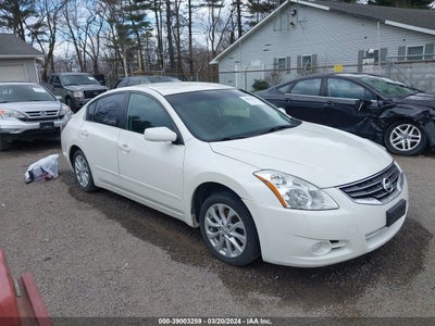 Nissan Altima 2010