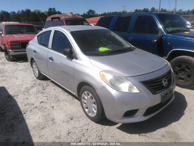 Nissan Versa 2013
