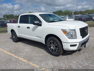 Nissan Titan 2024