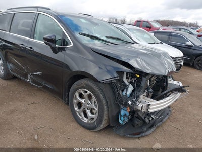 CHRYSLER PACIFICA 2023