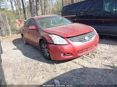 Nissan Altima 2012