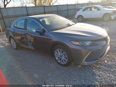 TOYOTA CAMRY 2023