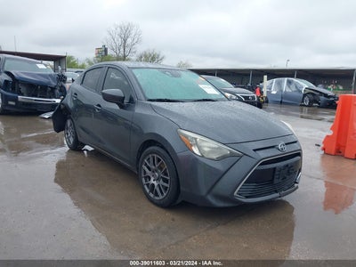 Scion Ia 2016